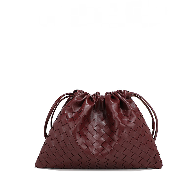 THE DRAWSTRING POUCH