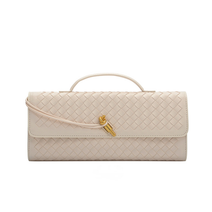 THE KNOT FLAP CLUTCH